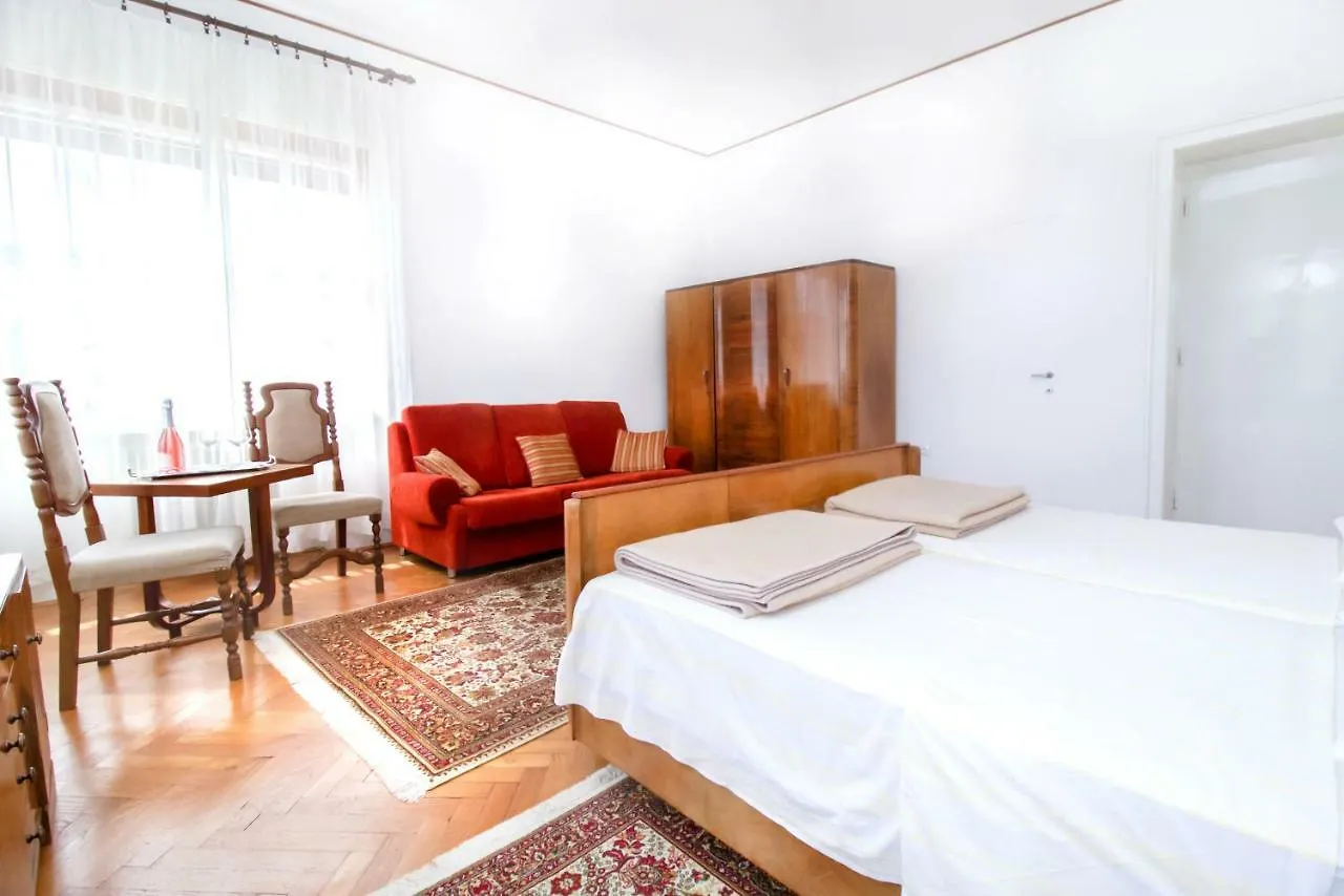 Apartment Alenka Opatija